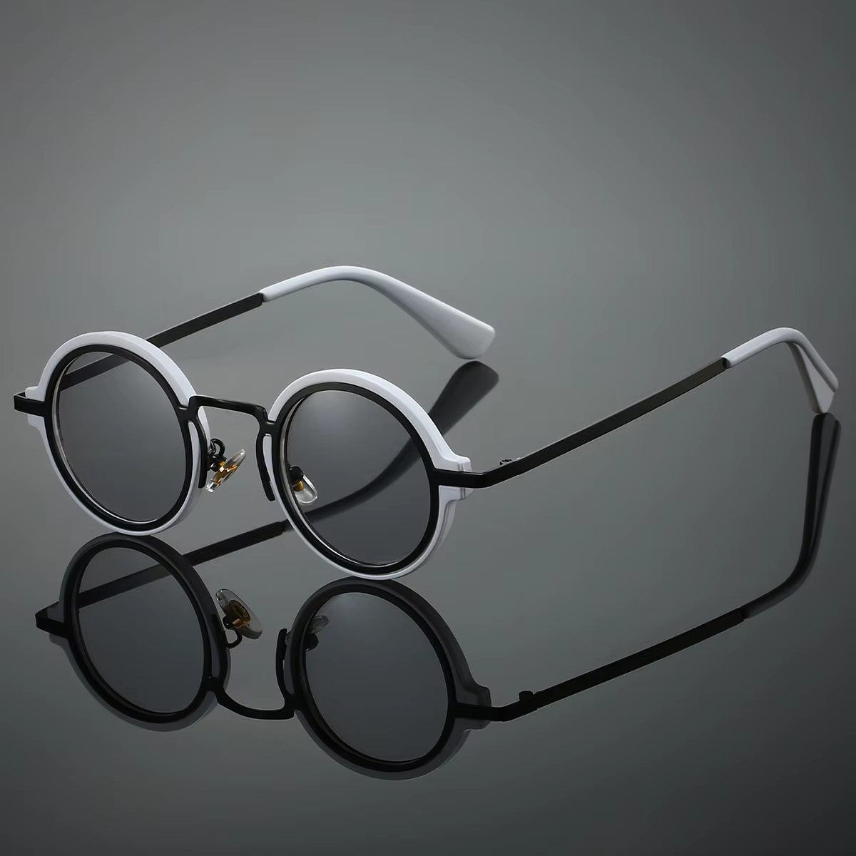 Enzo Vintage Round Sunglasses